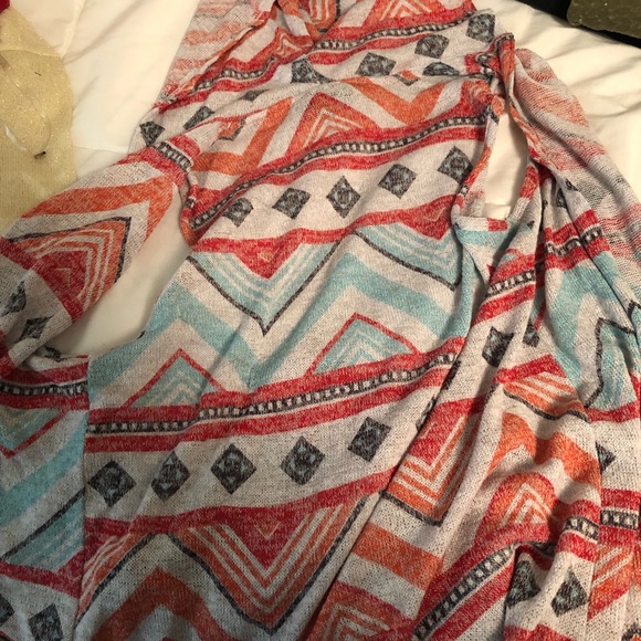 Clothes - Picture 2 of 8